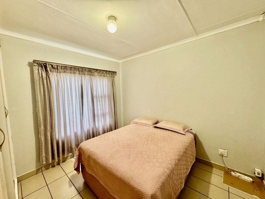 2 Bedroom Property for Sale in Miederpark North West